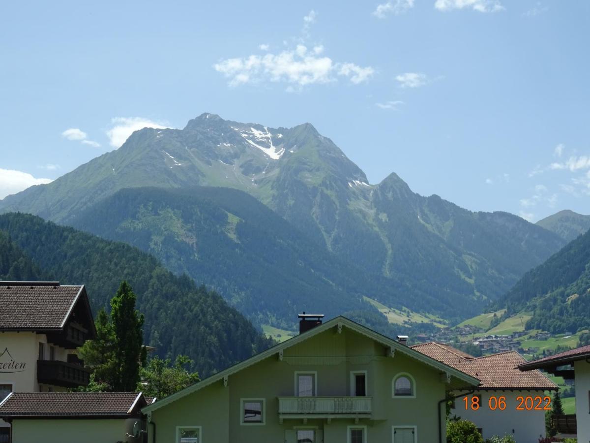 Apart Anna Mayrhofen Luaran gambar
