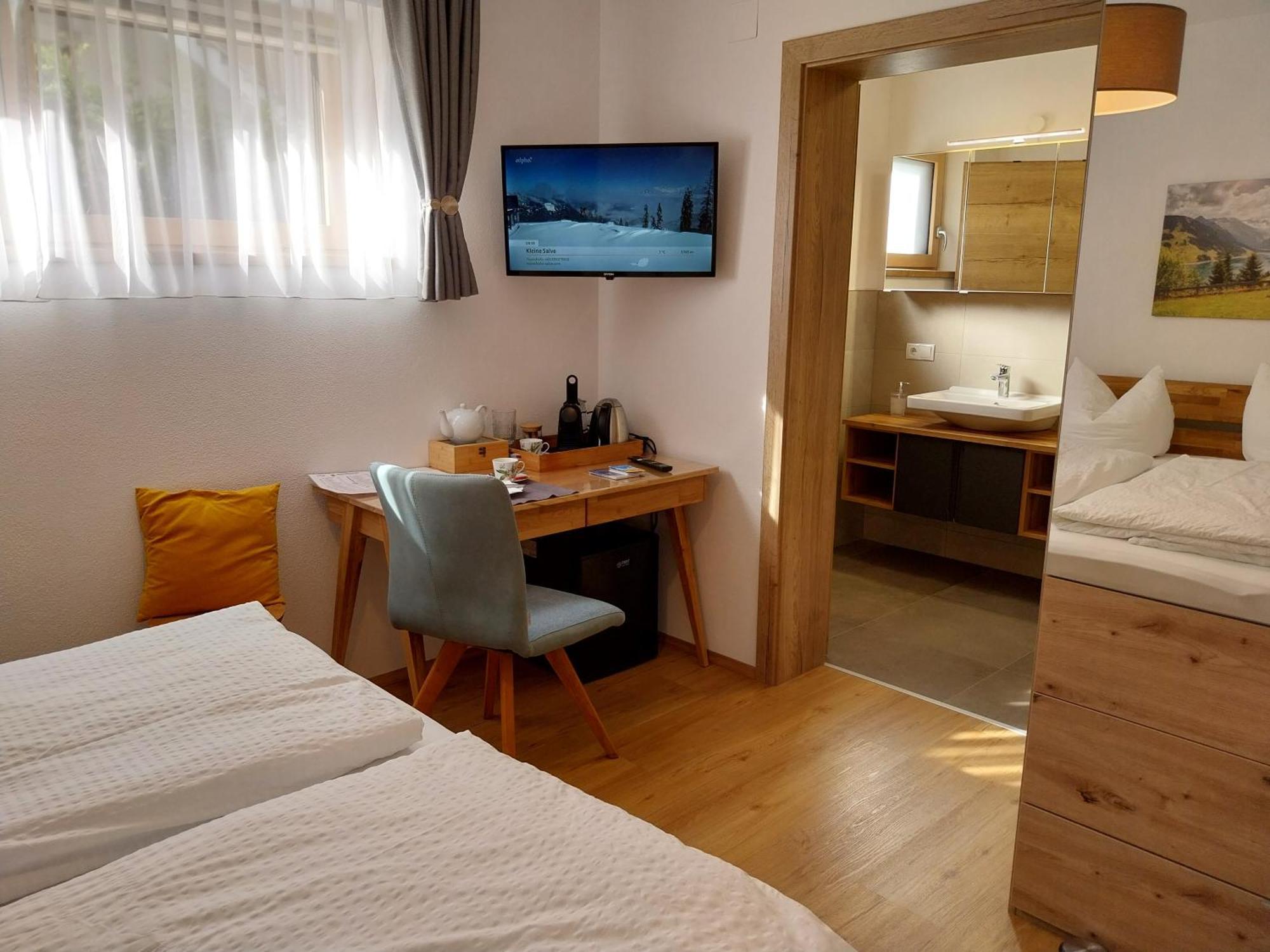 Apart Anna Mayrhofen Luaran gambar
